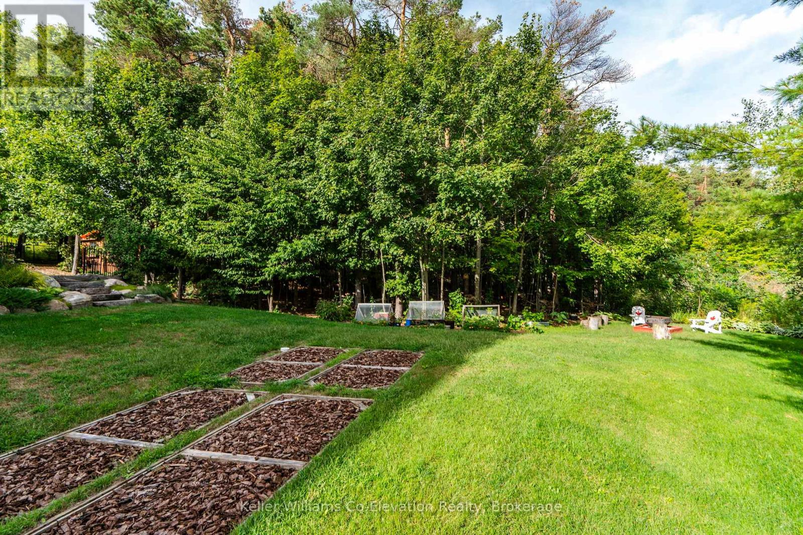 Photo 44 of 16 Ridgewood Court, Oromedonte ON