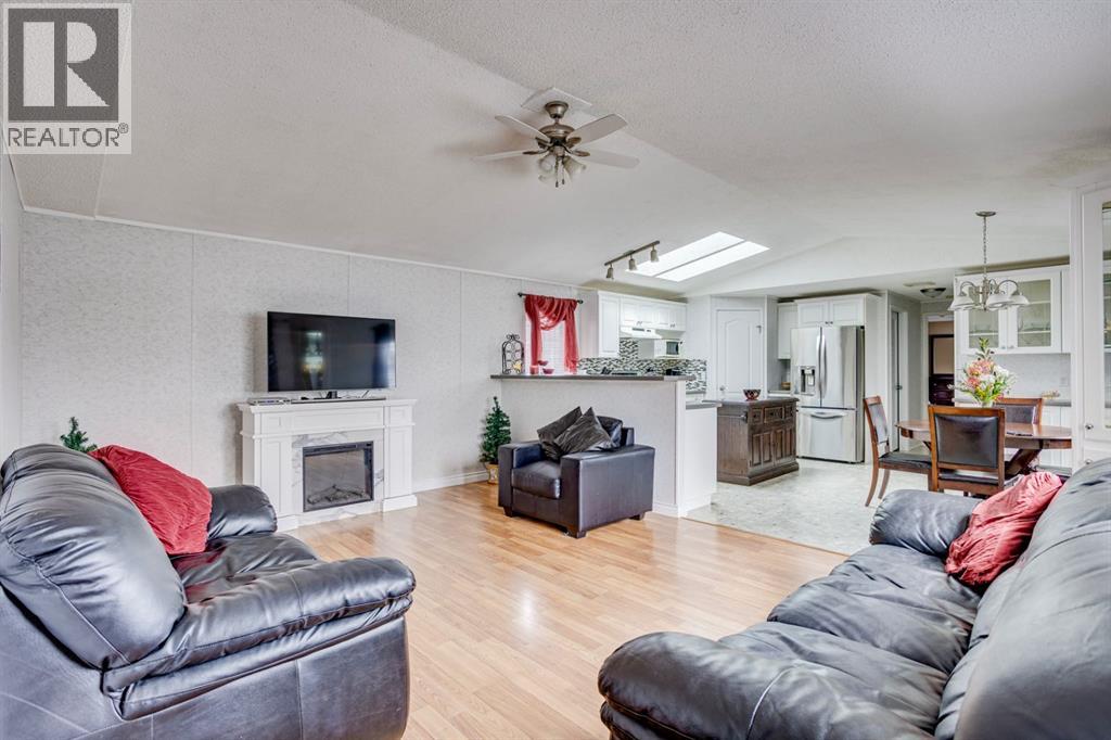 Photo 4 of 165 Mitchell Drive, Fort Mcmurray AB