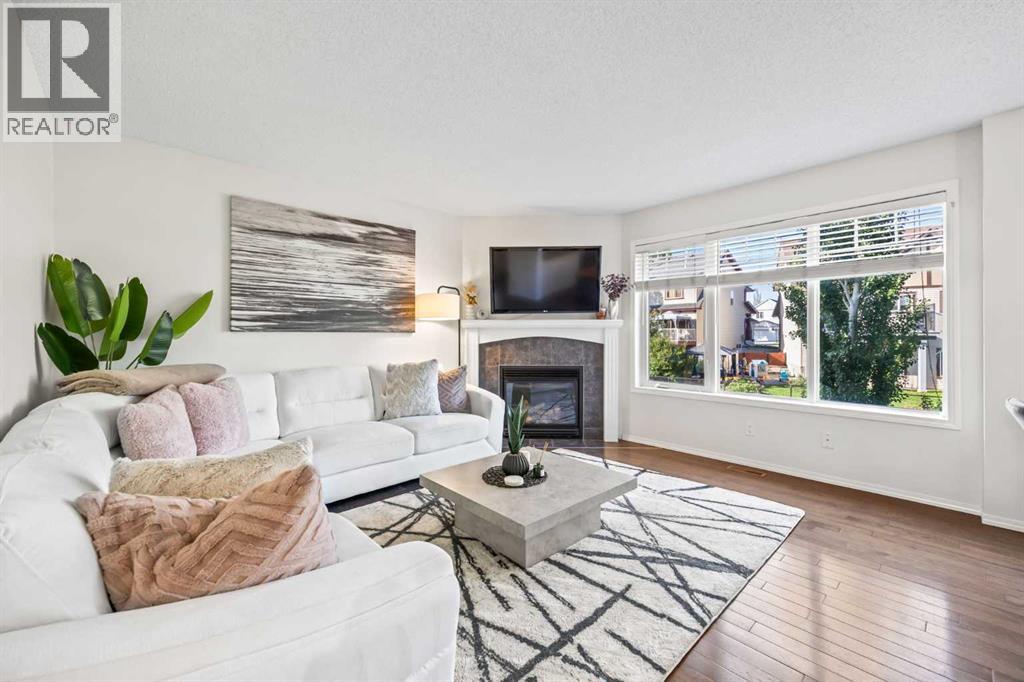 Photo 9 of 91 Copperfield Crescent Se, Calgary AB