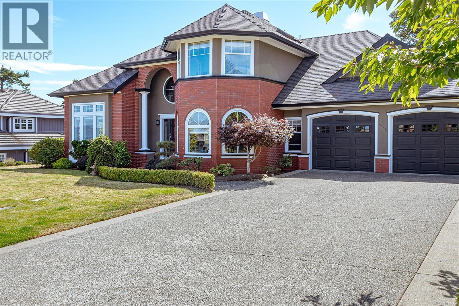 Photo 59 of 4566 Gordon Point Dr, Saanich BC