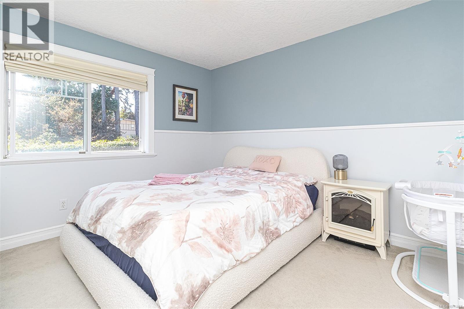 Photo 11 of 4566 Gordon Point Dr, Saanich BC