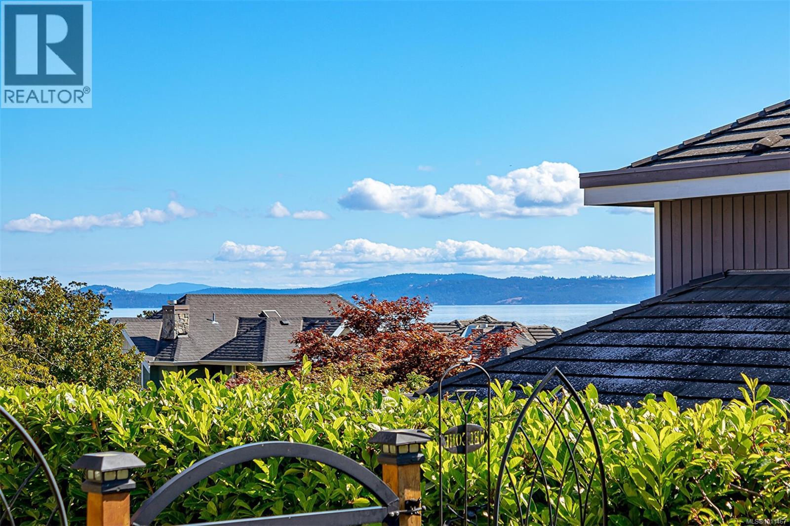 Photo 23 of 4566 Gordon Point Dr, Saanich BC