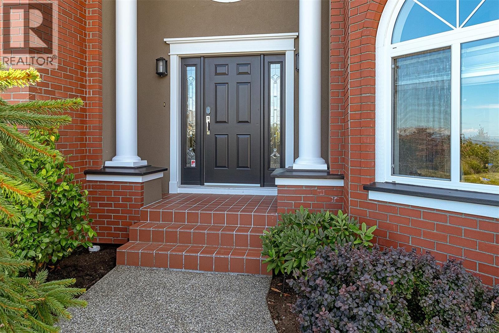 Photo 38 of 4566 Gordon Point Dr, Saanich BC
