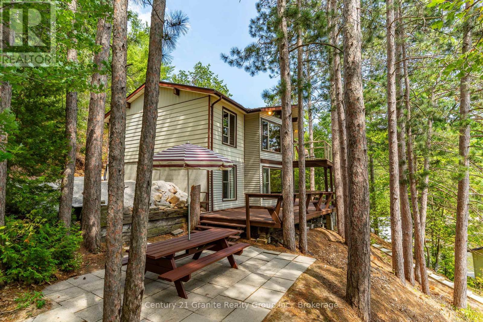 Photo 24 of 1031 Statesman Drive, Minden Hills ON