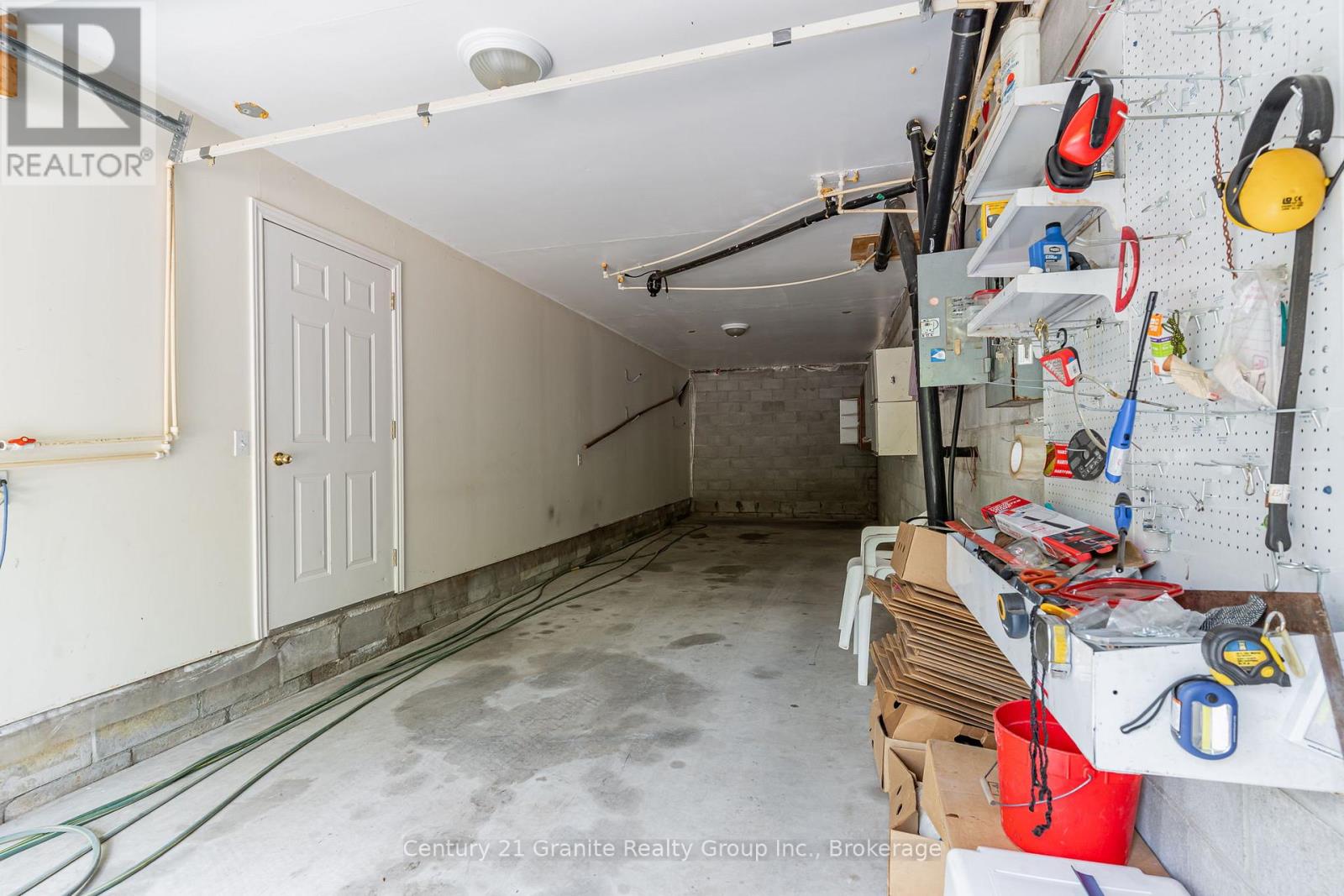 Photo 48 of 1031 Statesman Drive, Minden Hills ON