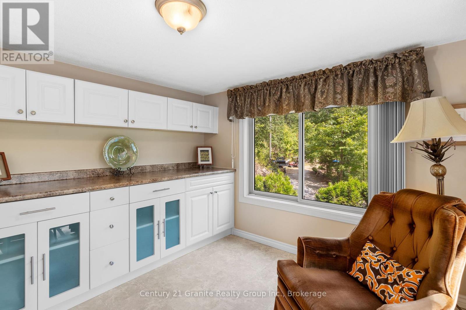 Photo 38 of 1031 Statesman Drive, Minden Hills ON