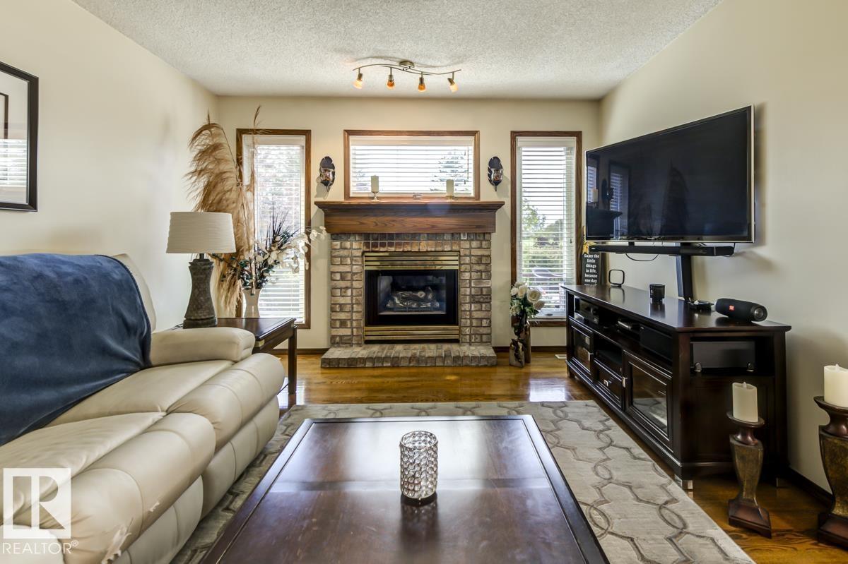 Photo 71 of 8 Regal Wy, Sherwood Park AB