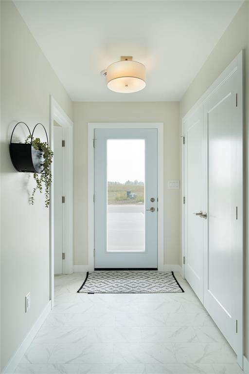 Photo 2 of 225 Kingshead Road, Niverville MB