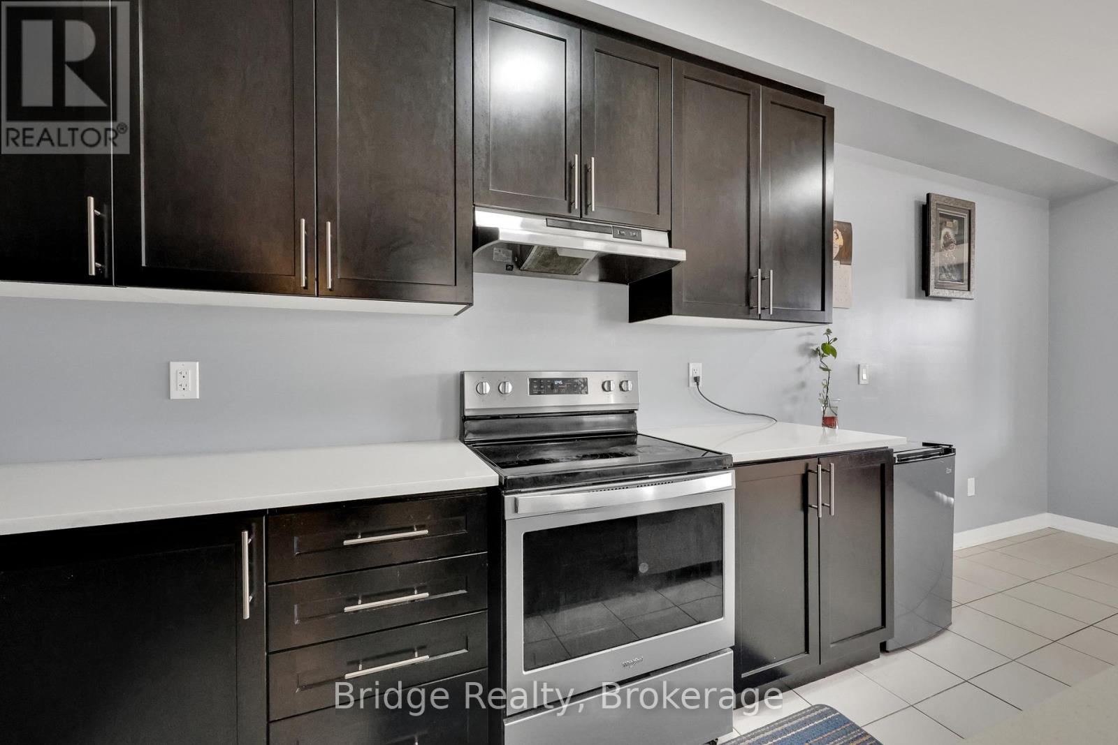 Photo 20 of 898 Sobeski Avenue, Woodstock ON