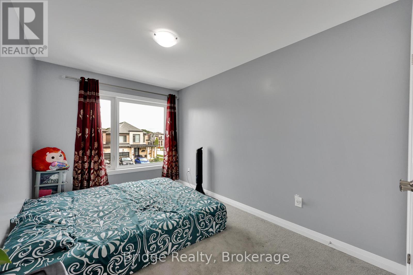 Photo 36 of 898 Sobeski Avenue, Woodstock ON
