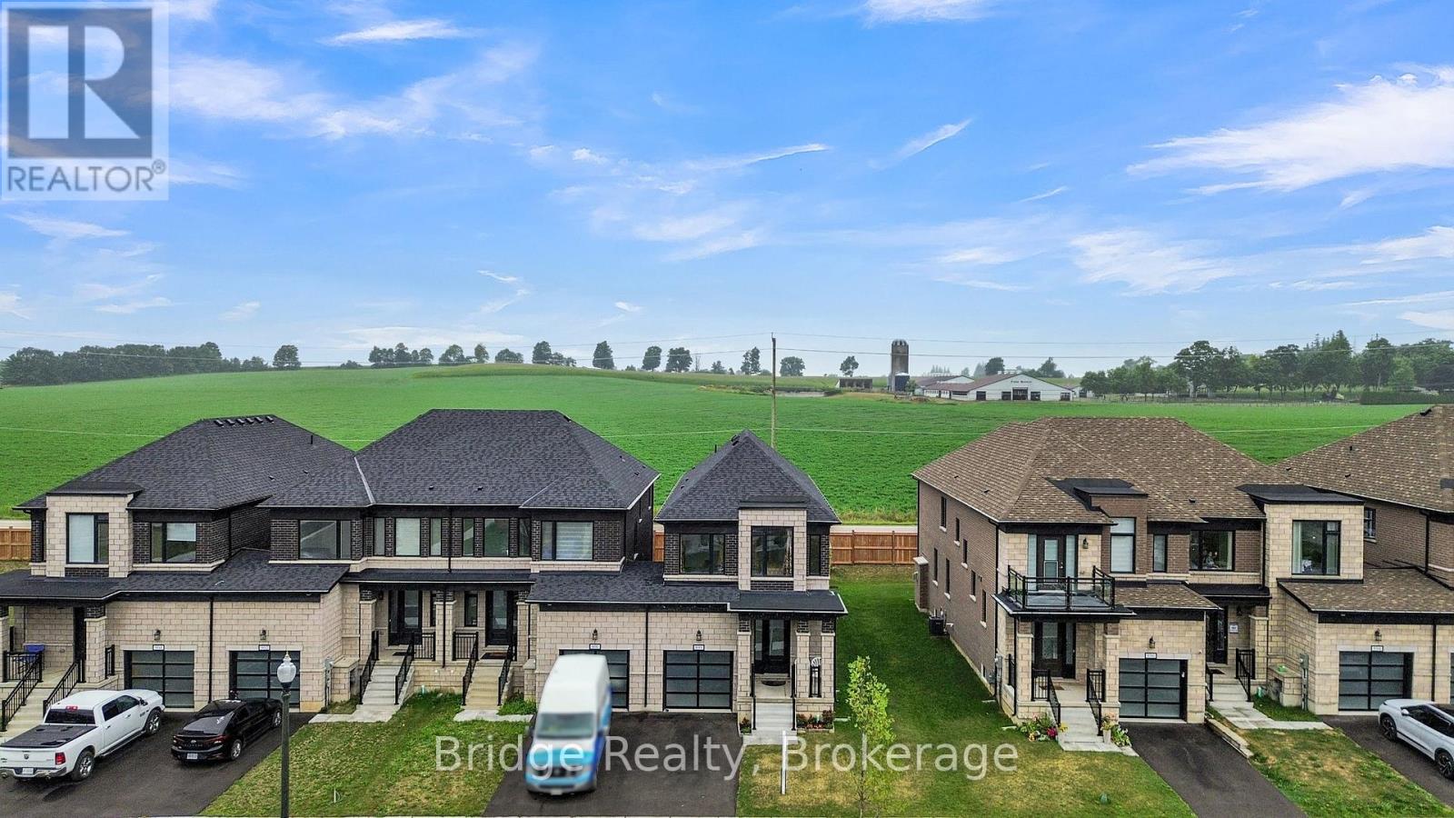 Photo 48 of 898 Sobeski Avenue, Woodstock ON