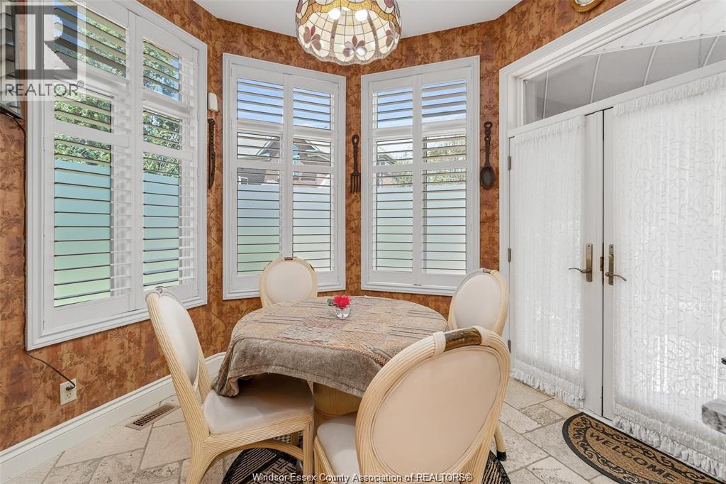 Photo 26 of 490 Shoreview, Windsor ON