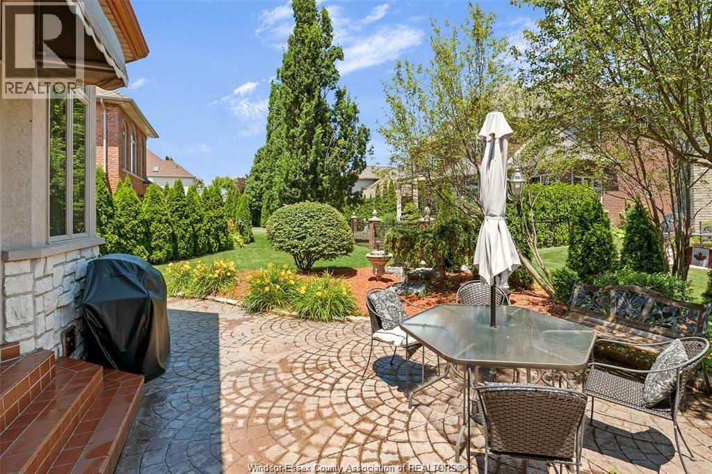 Photo 6 of 490 Shoreview, Windsor ON