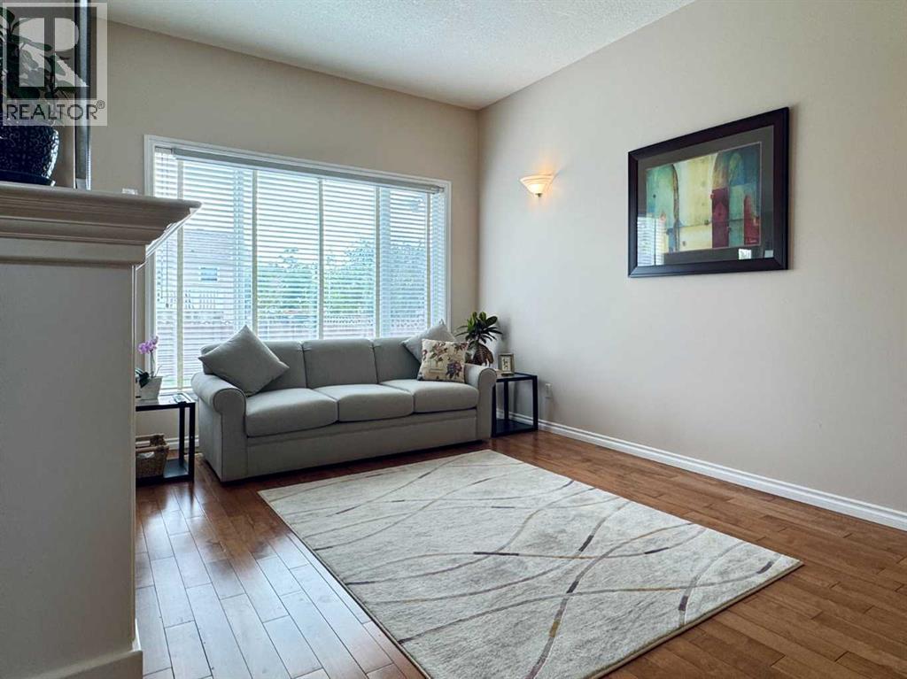 Photo 6 of 225 Cougar Way N, Lethbridge AB