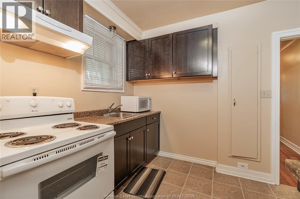 Photo 9 of 269 Josephine Avenue, Windsor ON