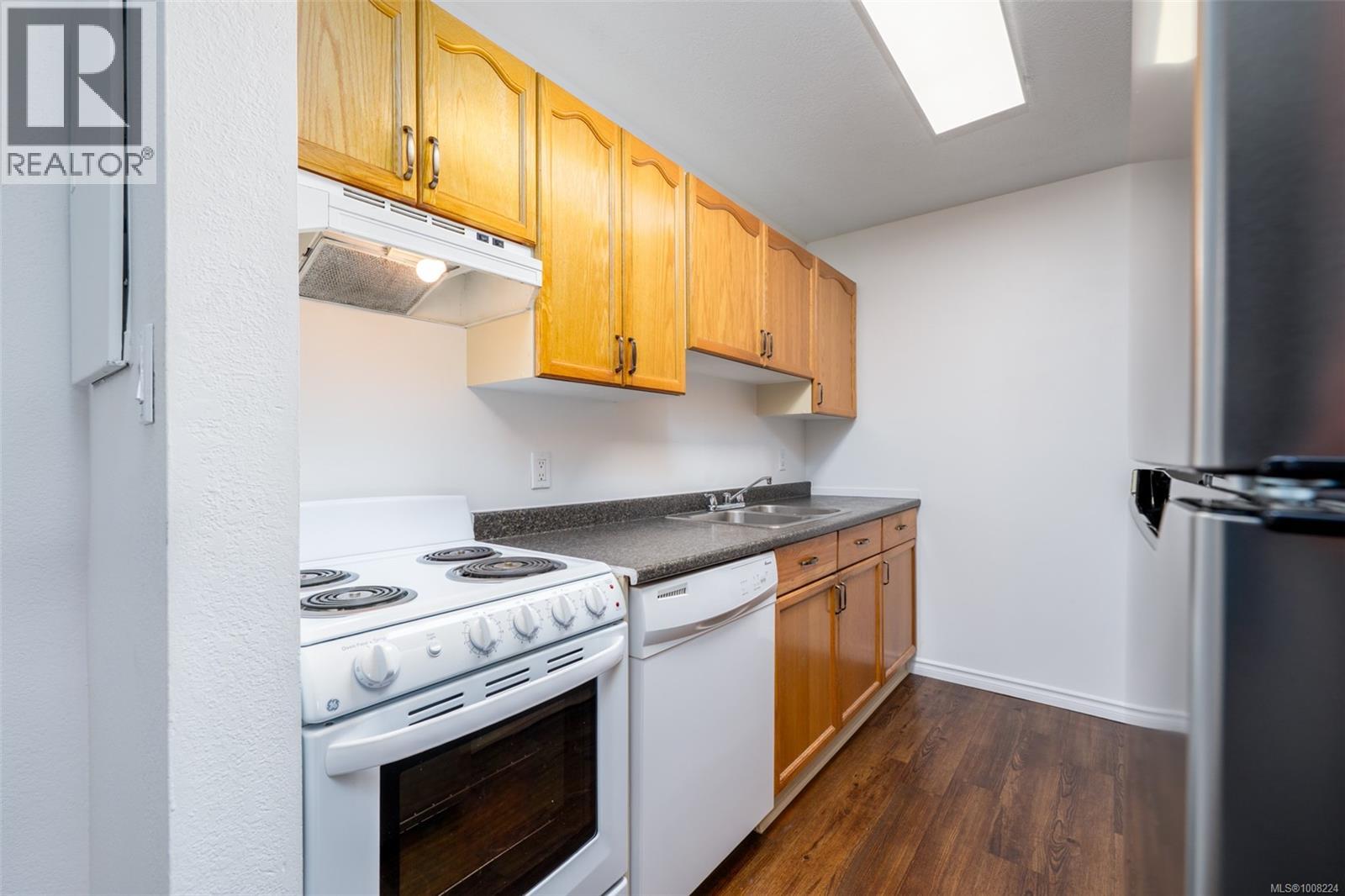 Photo 8 of 112 2524 Lewis St, Duncan BC