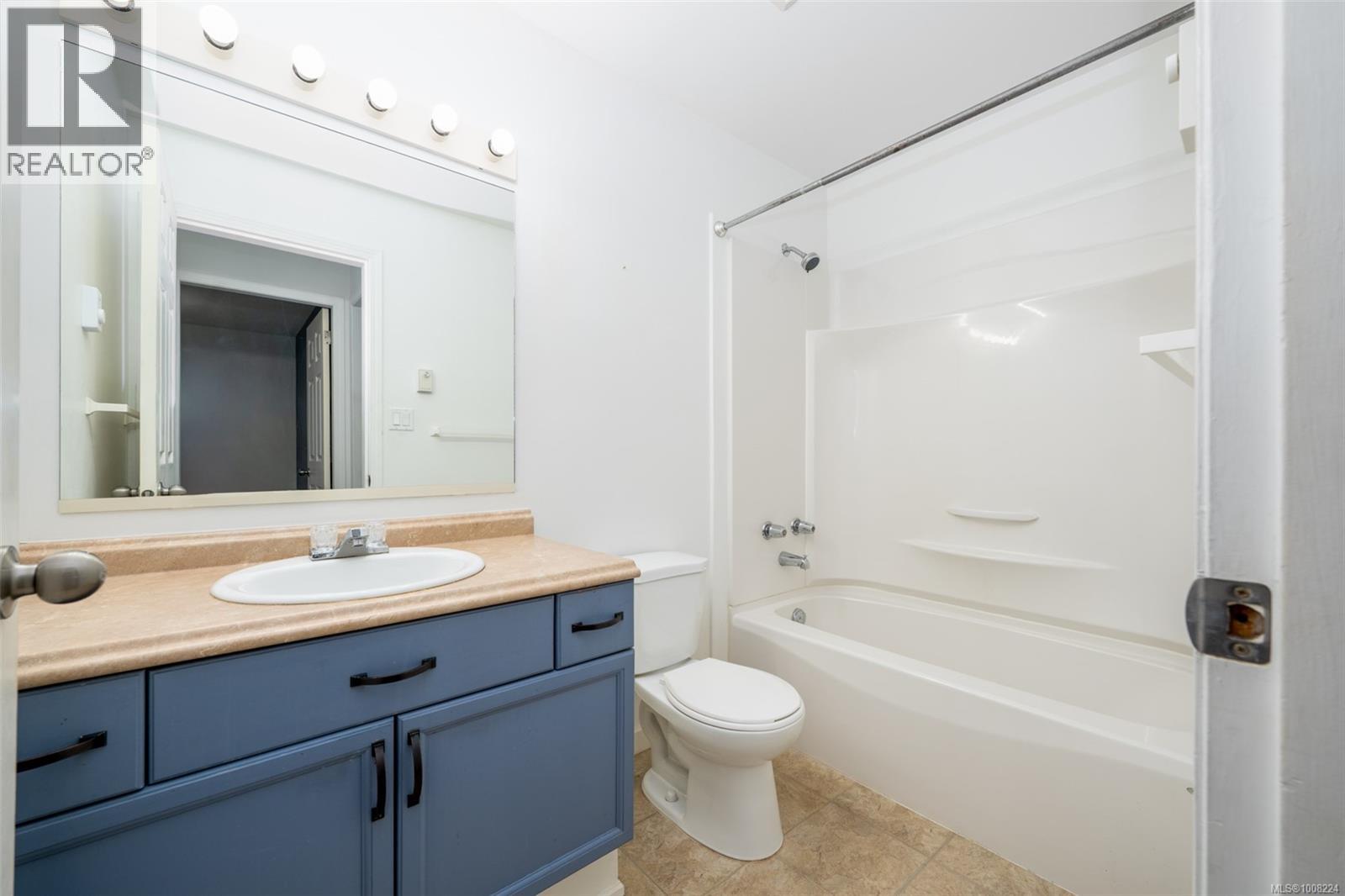 Photo 13 of 112 2524 Lewis St, Duncan BC