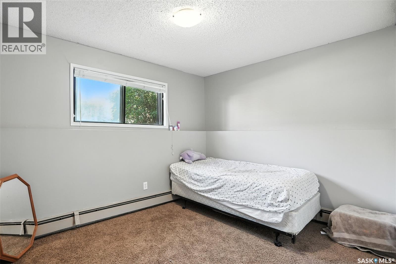 Photo 9 of 103 624 8th Street E, Saskatoon SK