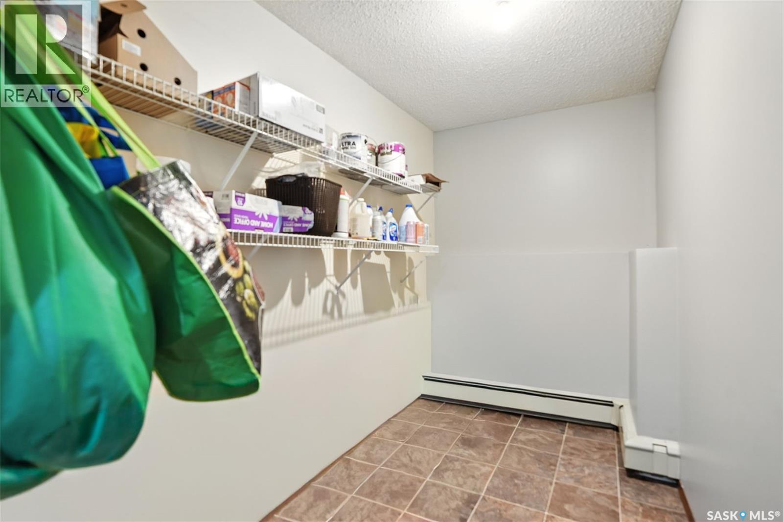 Photo 2 of 103 624 8th Street E, Saskatoon SK