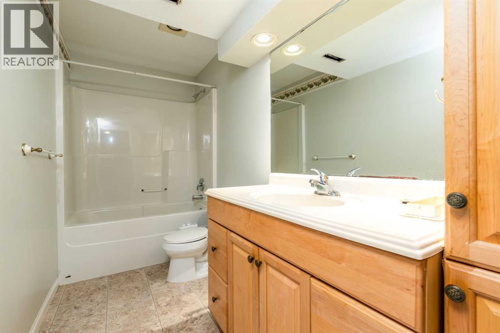 Photo 17 of 2310 57 B Avenue, Lloydminster AB