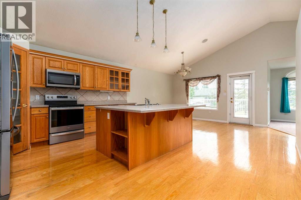Photo 3 of 2310 57 B Avenue, Lloydminster AB