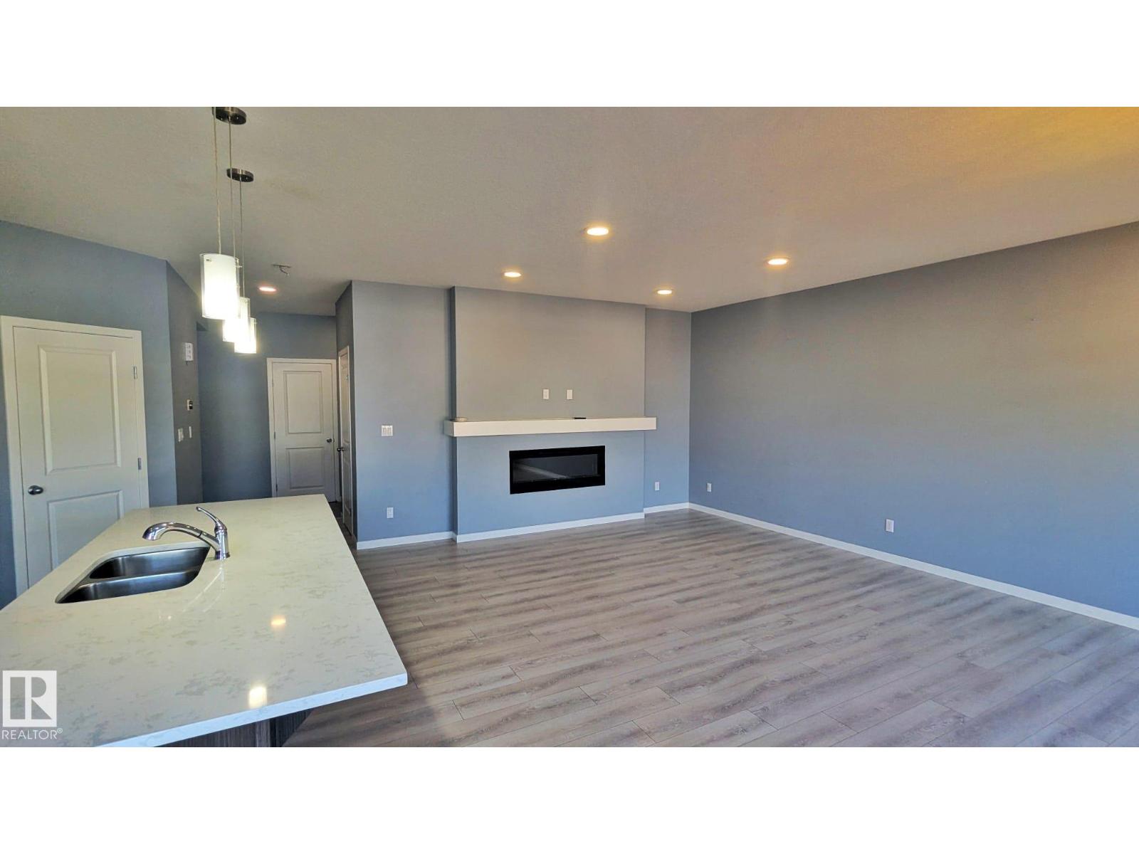 Photo 7 of 2318 Cassidy Wy Sw, Edmonton AB