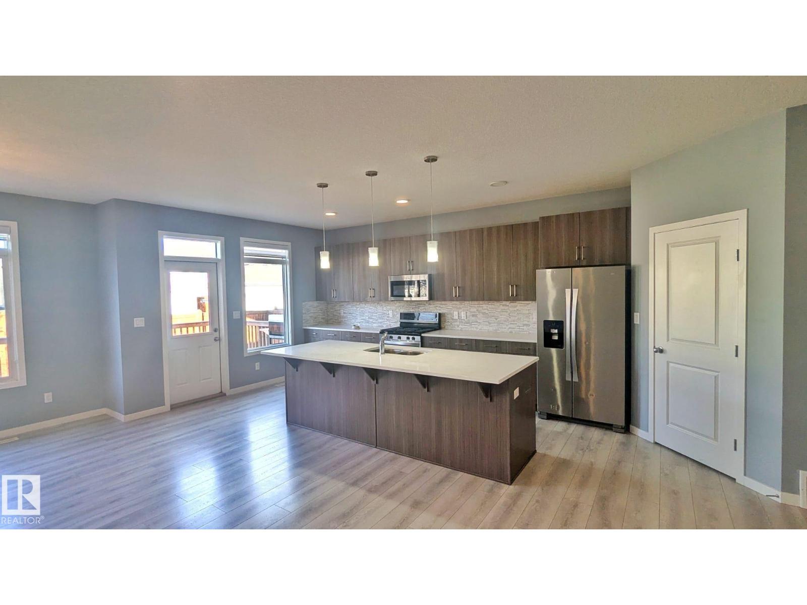 Photo 3 of 2318 Cassidy Wy Sw, Edmonton AB