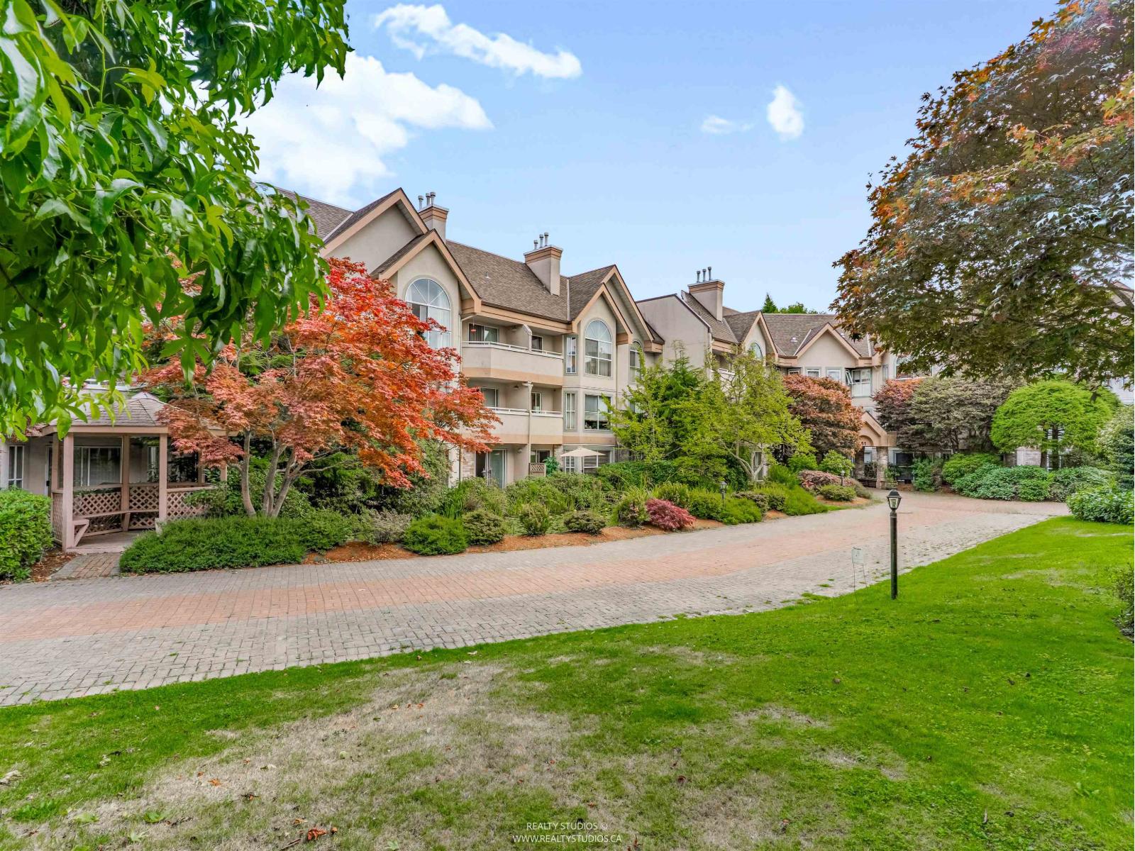 Photo 1 of 102 7151 121 Street, Surrey BC