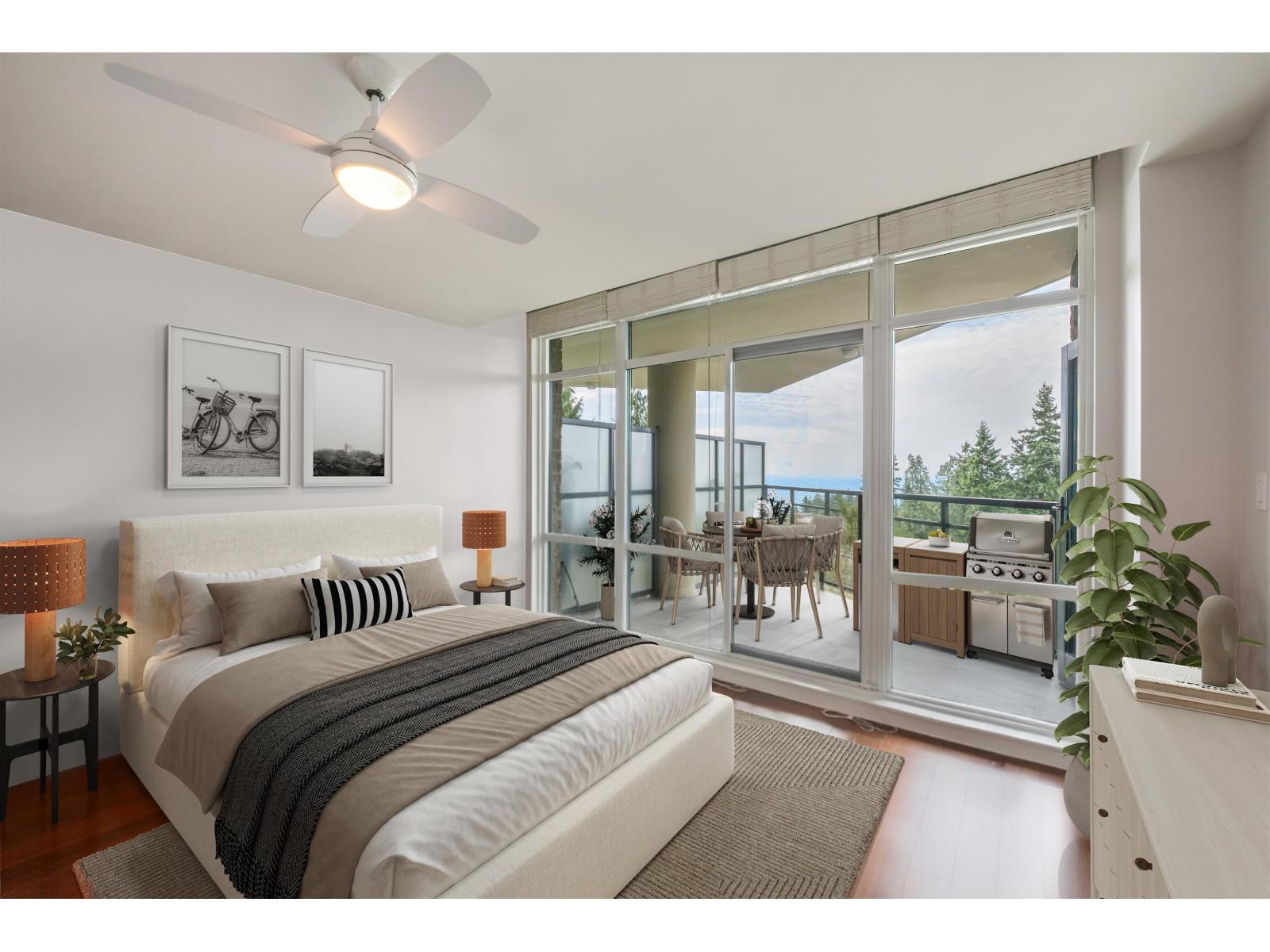 503 14824 NORTH BLUFF ROAD, White Rock