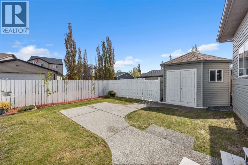 Single Family House for Sale in  Copperpond Grove SE Copperfield Calgary 
