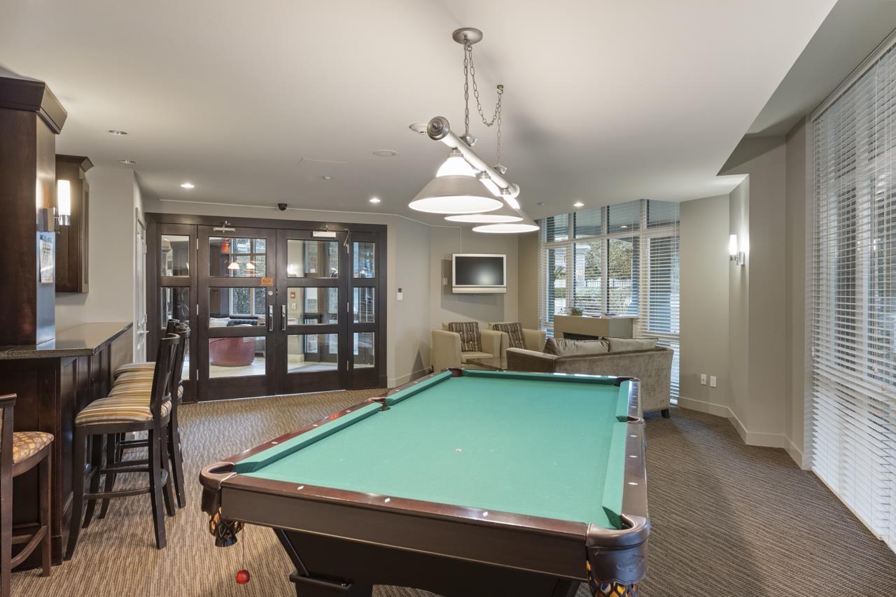 503 14824 NORTH BLUFF ROAD, White Rock