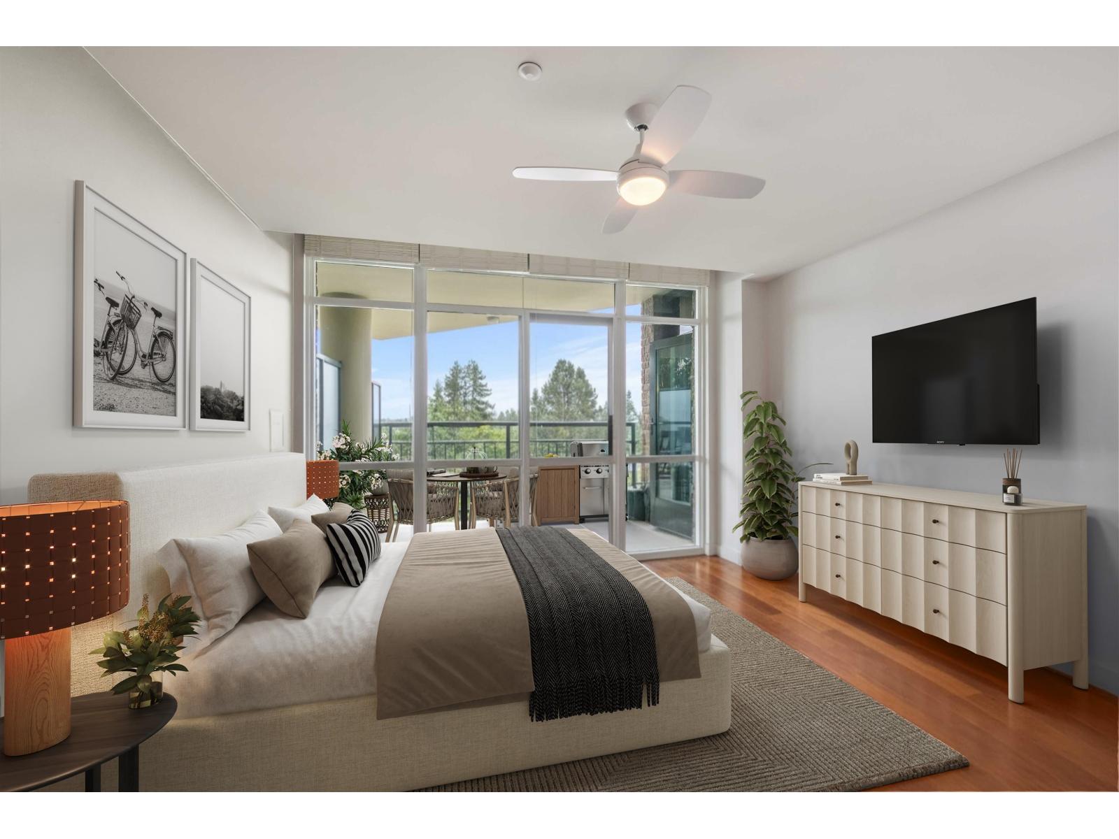 503 14824 NORTH BLUFF ROAD, White Rock