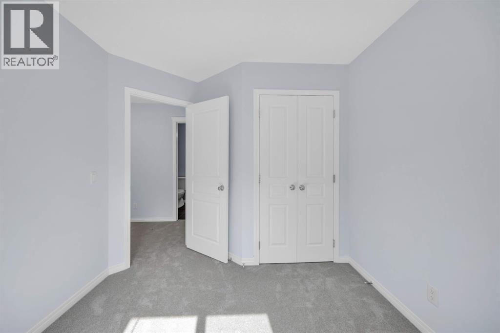 Single Family House for Sale in  Copperpond Grove SE Copperfield Calgary 