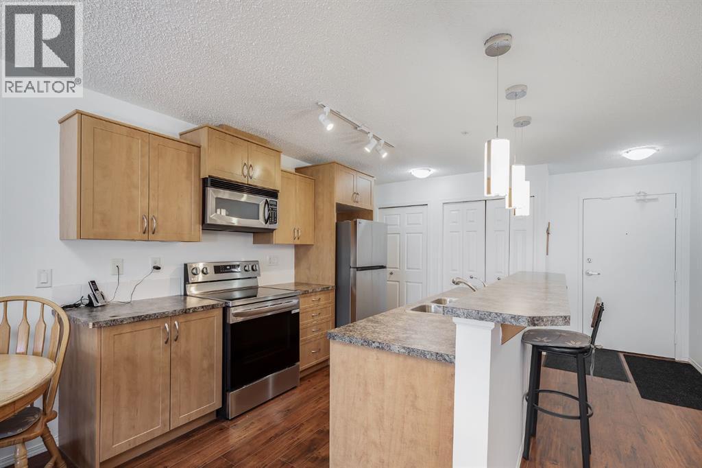 Photo 10 of 2324 700 Willowbrook Road Nw, Airdrie AB