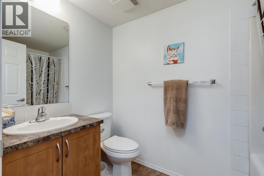 Photo 18 of 2324 700 Willowbrook Road Nw, Airdrie AB