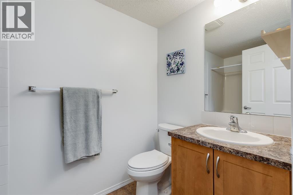 Photo 15 of 2324 700 Willowbrook Road Nw, Airdrie AB