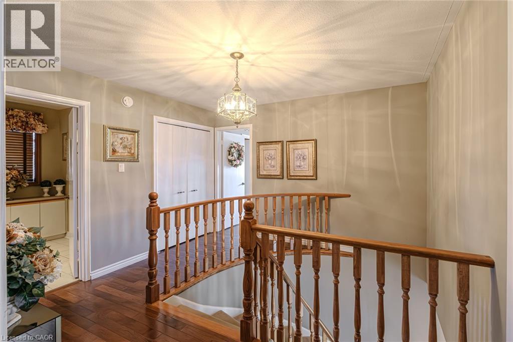 Photo 12 of 136 Country Club Drive, Hamilton ON