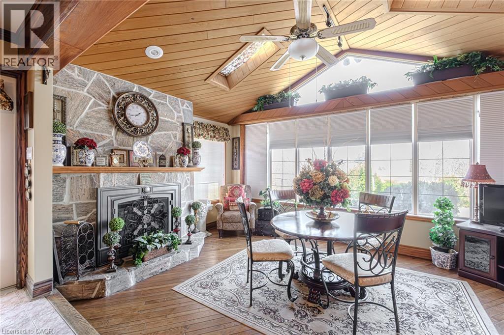 Photo 36 of 136 Country Club Drive, Hamilton ON