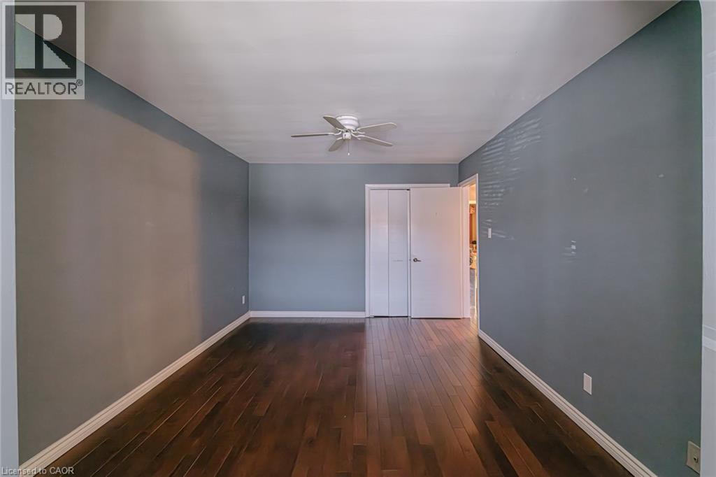 Photo 24 of 136 Country Club Drive, Hamilton ON