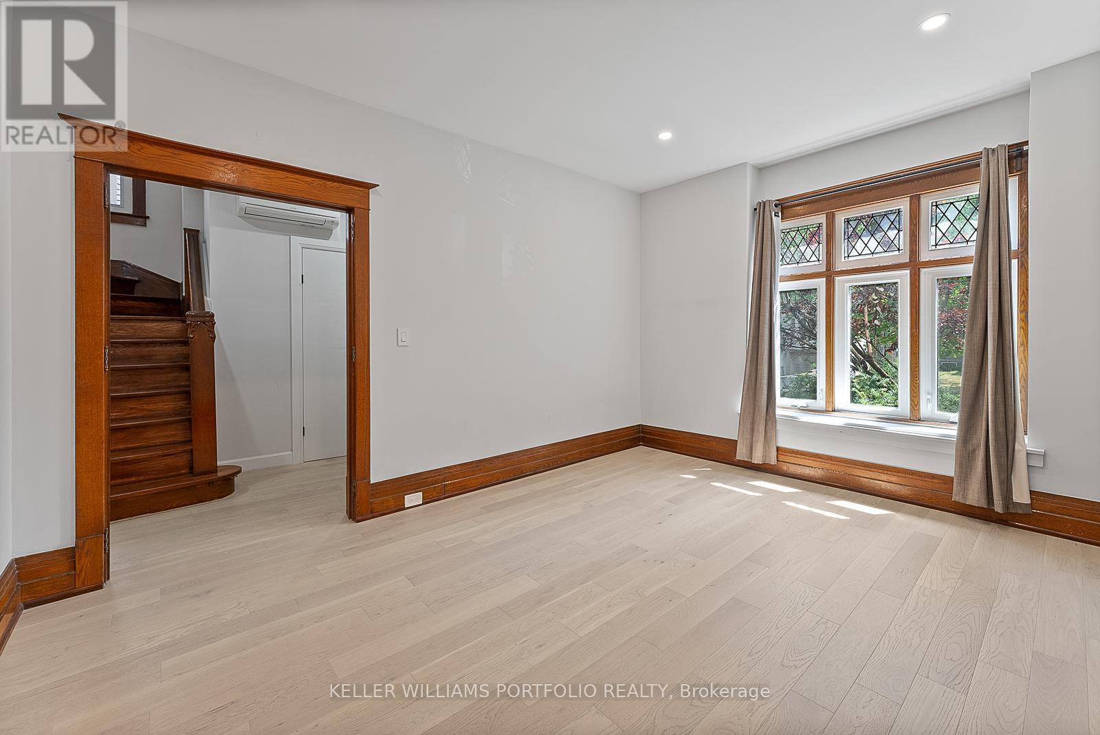 Photo 25 of 136 St Clements Avenue, Toronto ON