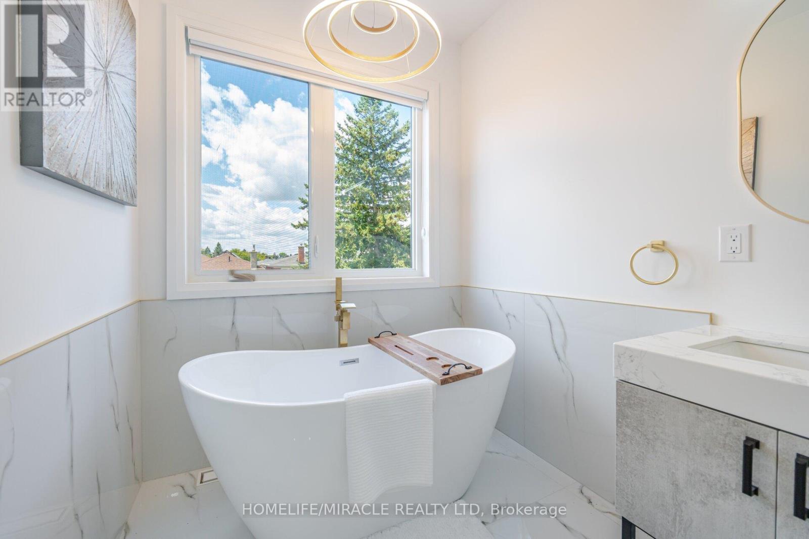 Photo 38 of 388 Oakwood Avenue, Toronto ON