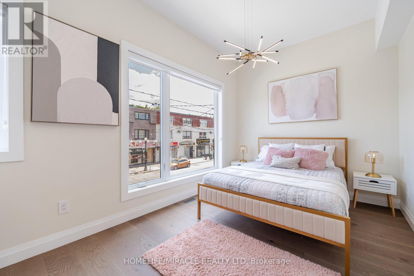 Photo 40 of 388 Oakwood Avenue, Toronto ON