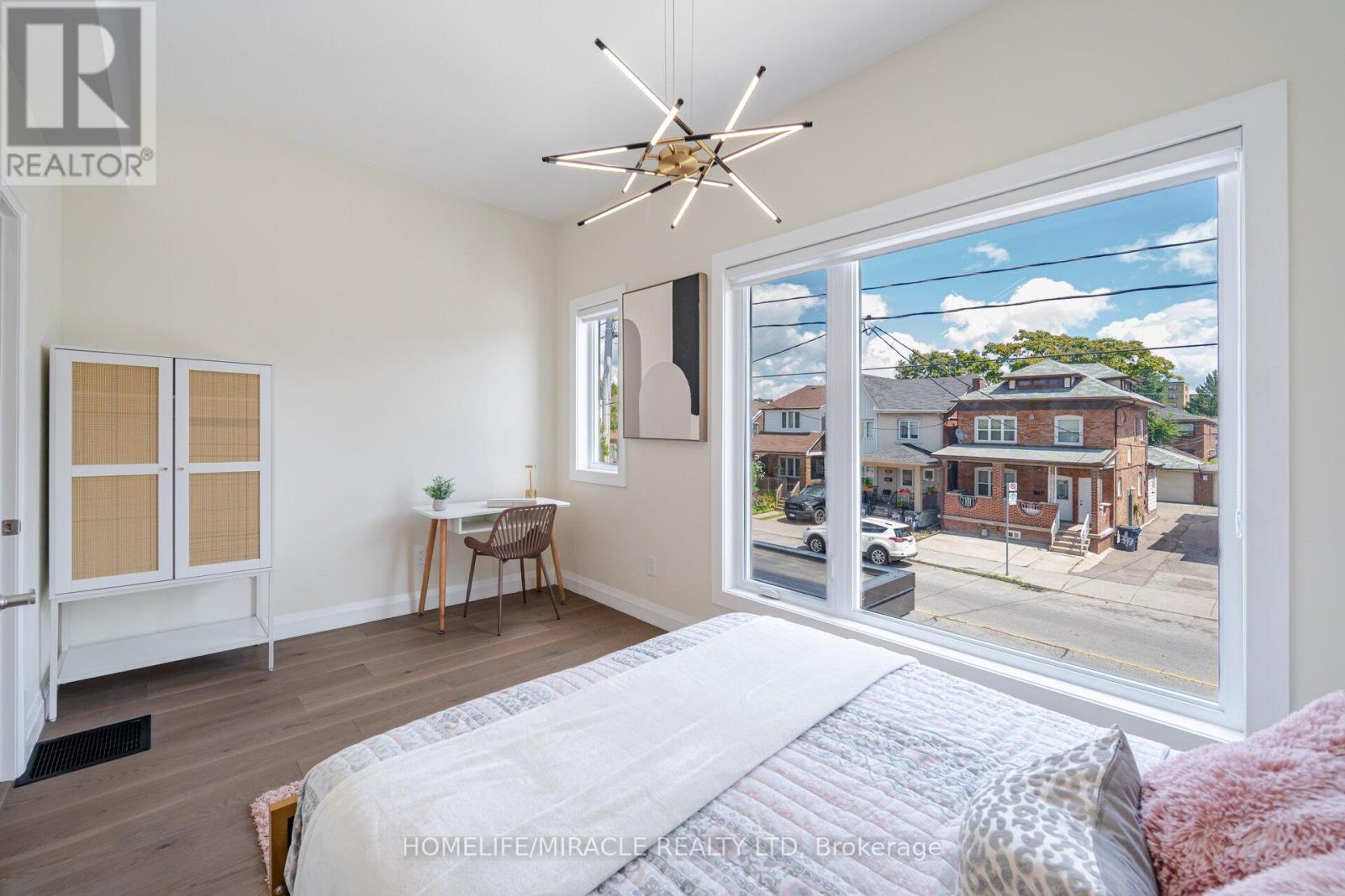Photo 5 of 388 Oakwood Avenue, Toronto ON