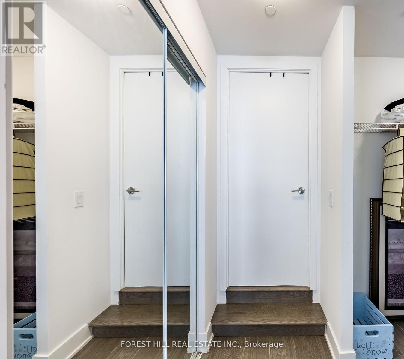 Photo 12 of 802 508 Wellington Street, Toronto ON