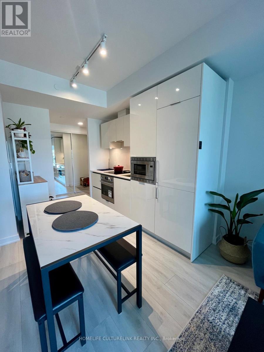 Photo 5 of 2210 238 Simcoe Street, Toronto ON