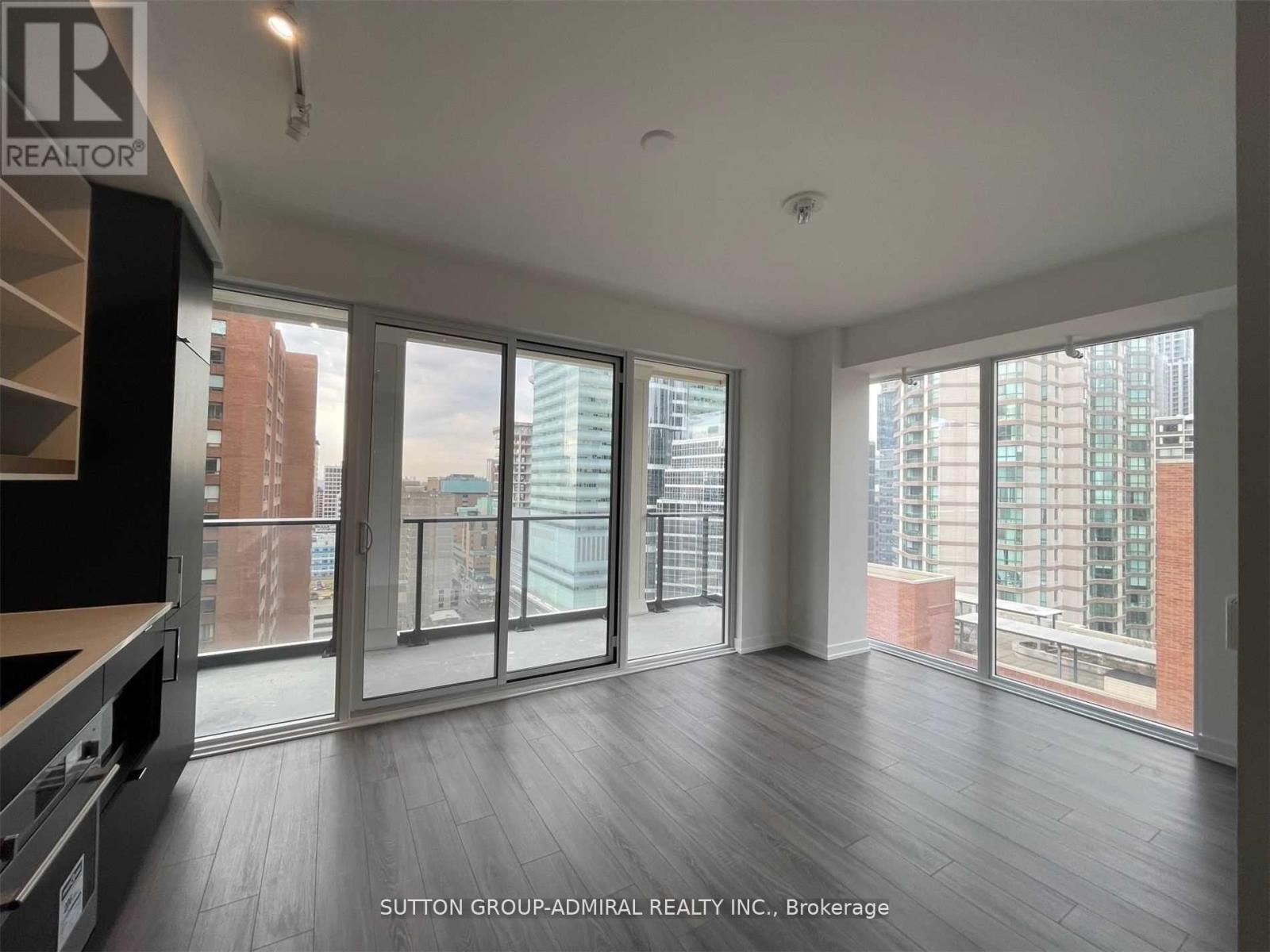 Photo 6 of 1615 20 Edward Street, Toronto ON