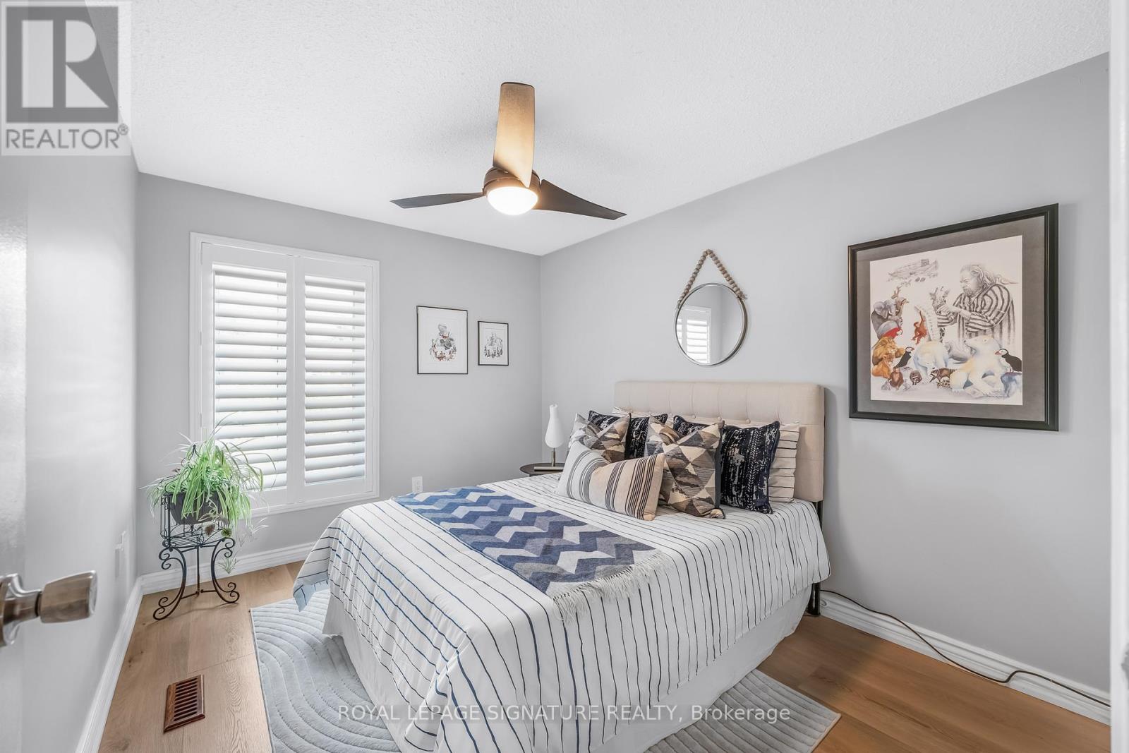 Photo 28 of 66 Springhouse Square, Toronto ON