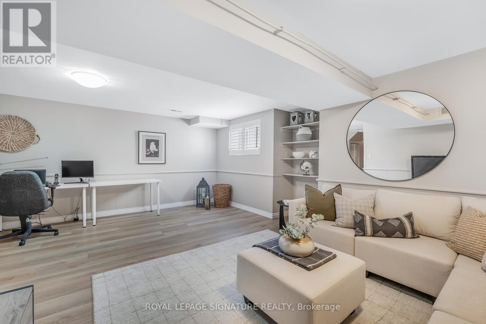 Photo 27 of 66 Springhouse Square, Toronto ON