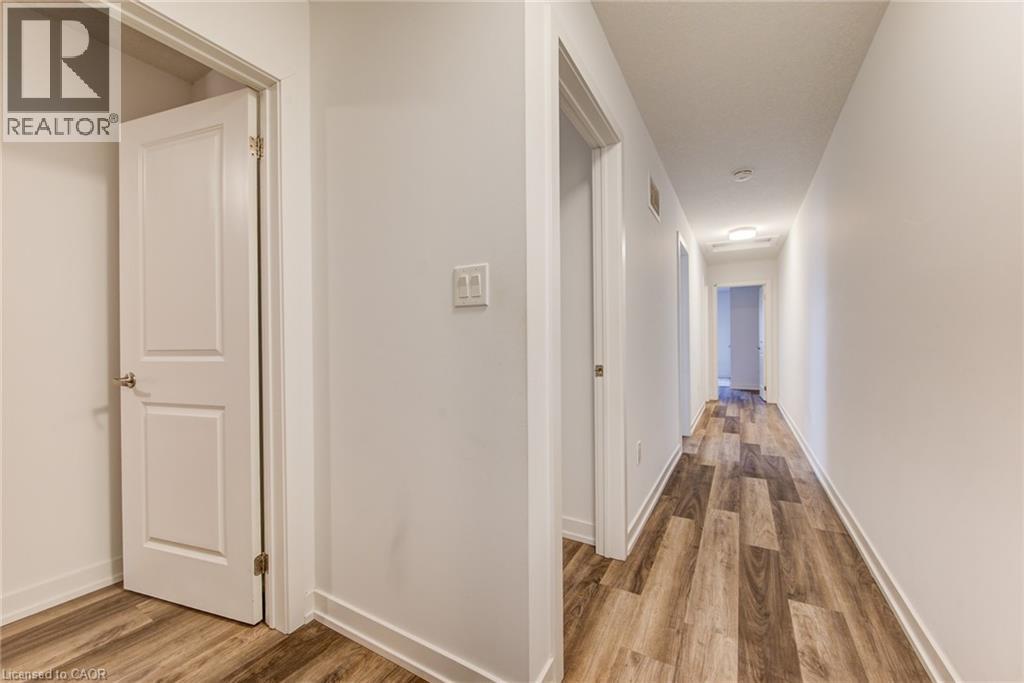Photo 17 of 205 West Oak Trail Unit 35, Kitchener ON