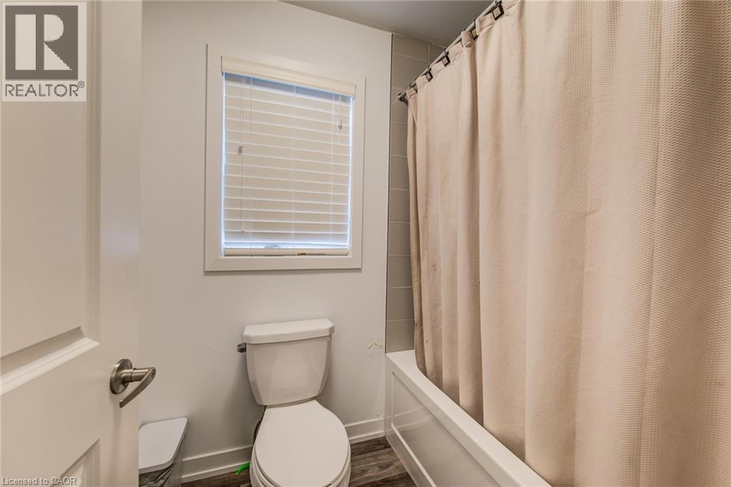Photo 22 of 205 West Oak Trail Unit 35, Kitchener ON
